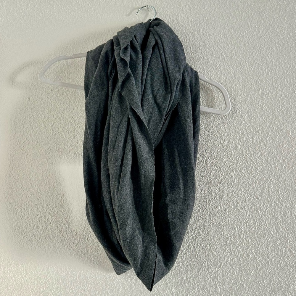 Grey Wide Infinity Scarf